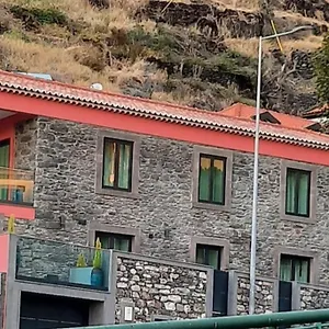  Ferienhaus Chale Esmeralda - Charming In Calheta